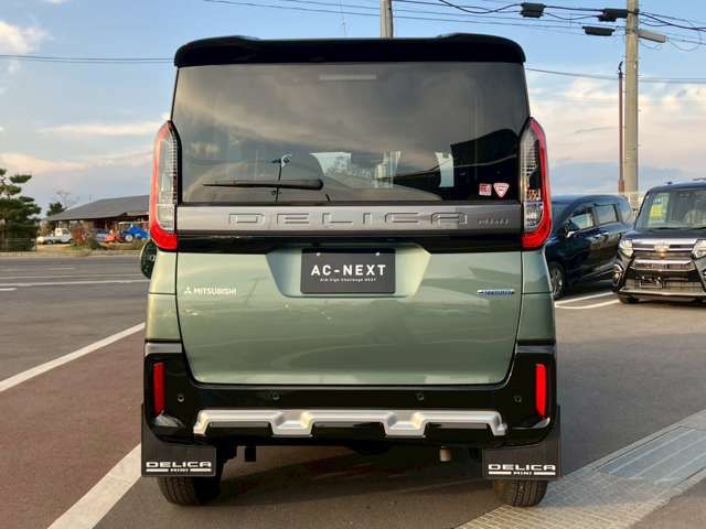 MITSUBISHI DELICA MINI 2023