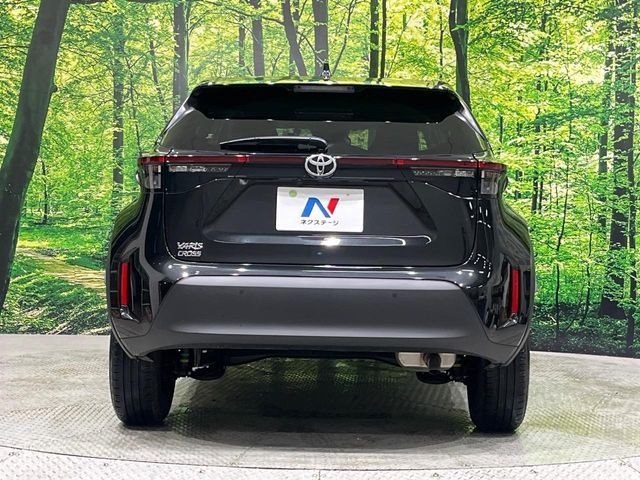 TOYOTA YARIS CROSS 2025