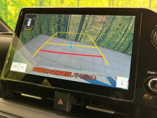 TOYOTA VOXY HYBRID 2025