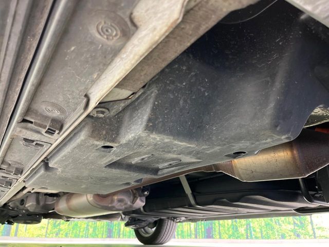 TOYOTA VOXY HYBRID 2025