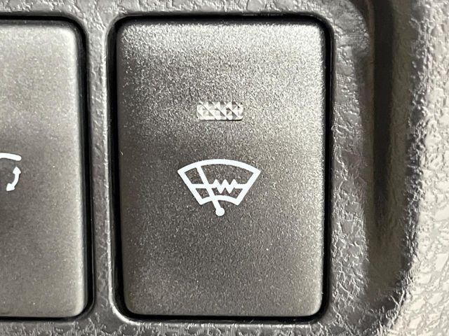 TOYOTA HARRIER 4WD 2017