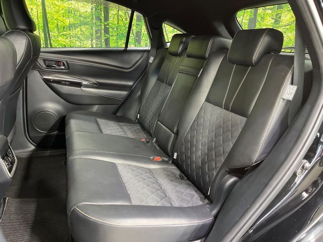 TOYOTA HARRIER 4WD 2017