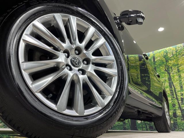 TOYOTA HARRIER 4WD 2017