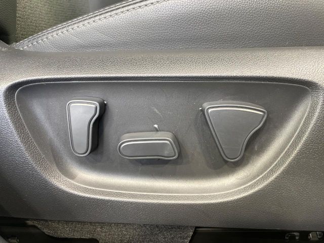 TOYOTA YARIS CROSS 2025