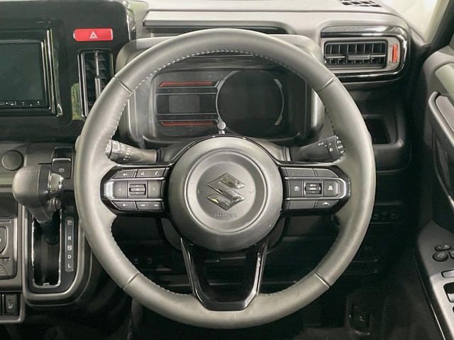 SUZUKI Spacia GEAR 2025