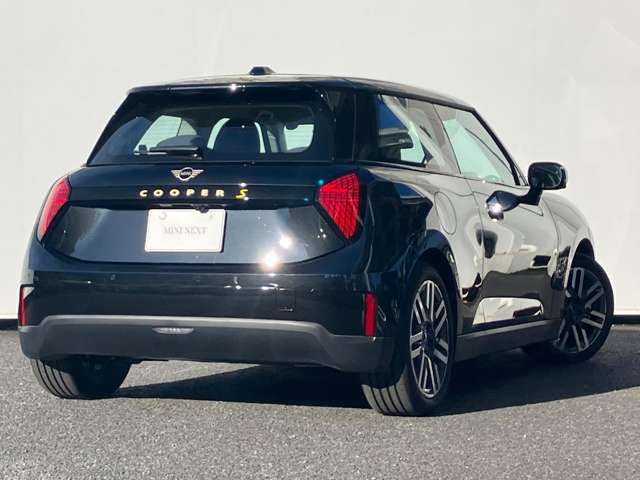 BMW MINI COOPER 2025