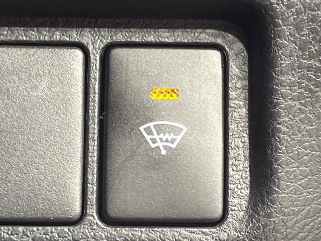 TOYOTA HARRIER 4WD 2014