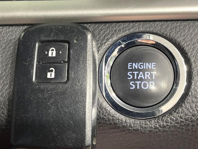 TOYOTA HARRIER 4WD 2014