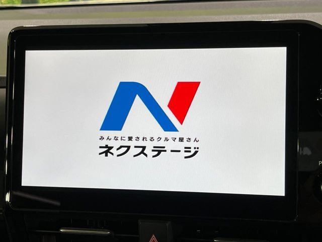 TOYOTA NOAH 4WD 2025