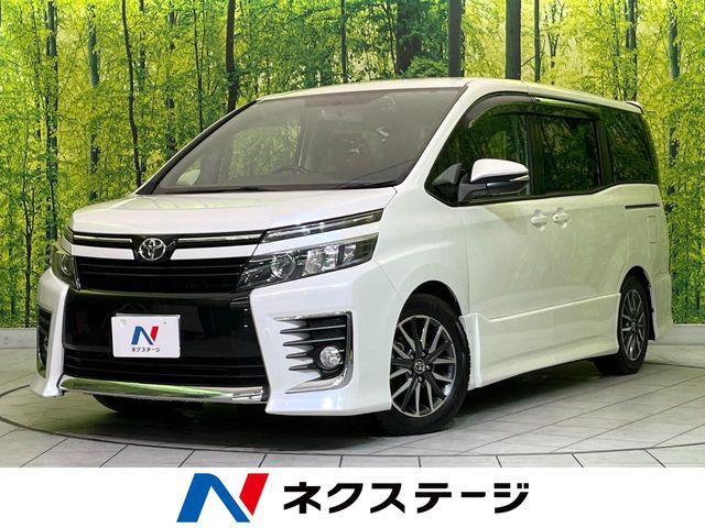 TOYOTA VOXY 2014