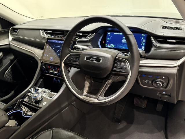 JEEP JEEP GRAND CHEROKEE 2023