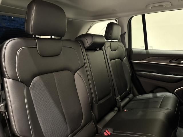 JEEP JEEP GRAND CHEROKEE 2023