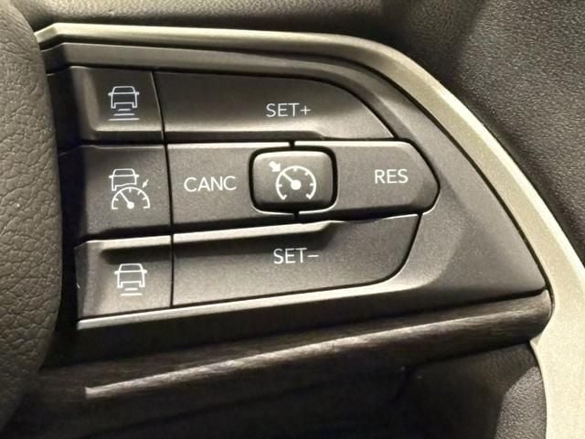 JEEP JEEP GRAND CHEROKEE 2023