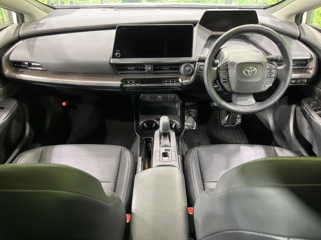 TOYOTA PRIUS 4WD 2025