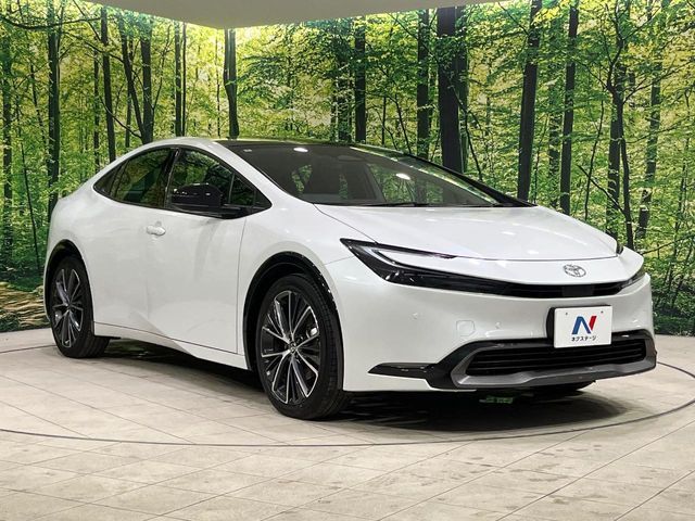 TOYOTA PRIUS 4WD 2025