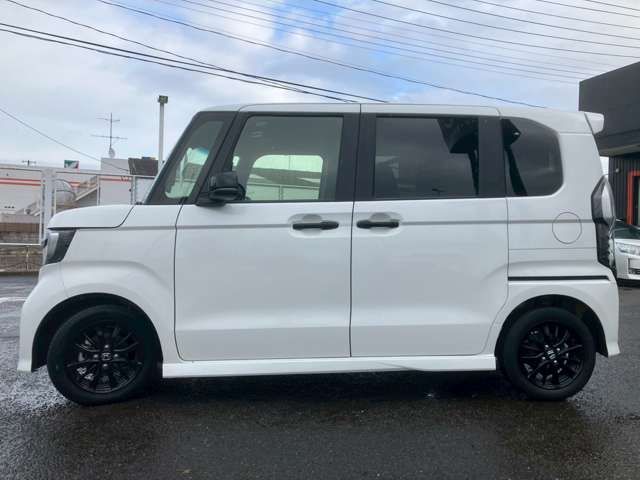 HONDA N BOX CUSTOM 2022