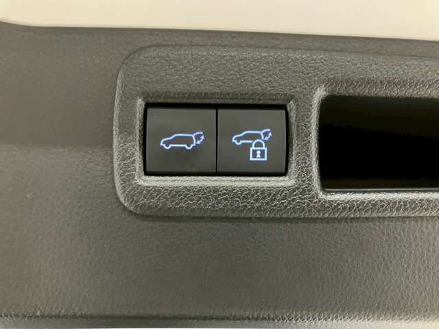 TOYOTA HARRIER HYBRID 2020