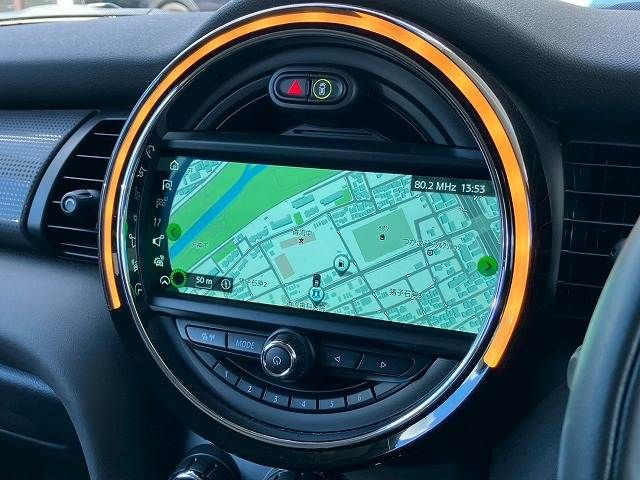 BMW MINI COOPER D 2018