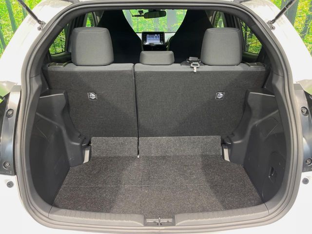 TOYOTA YARIS HYBRID 2022