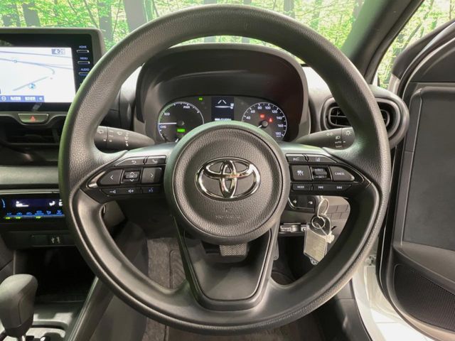 TOYOTA YARIS HYBRID 2022