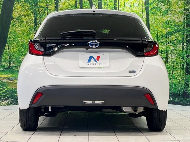 TOYOTA YARIS HYBRID 2022