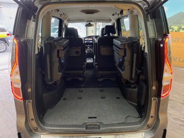 NISSAN SERENA  WG 2020