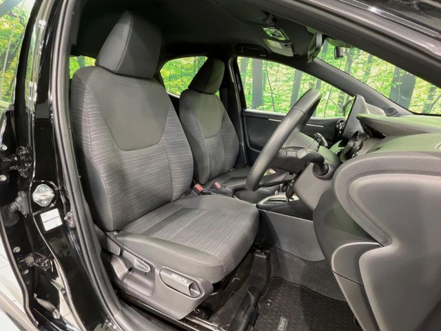 TOYOTA YARIS HYBRID 2022