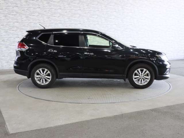 NISSAN X-TRAIL 4WD 2015