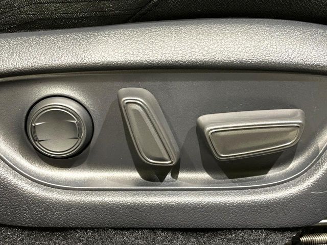 TOYOTA CROWN sedan hybrid 2018