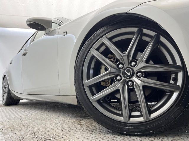 TOYOTA LEXUS IS300h 2015