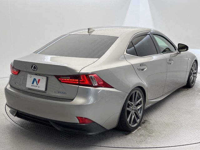 TOYOTA LEXUS IS300h 2015