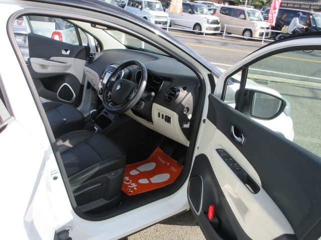 RENAULT RENAULT CAPTUR 2019