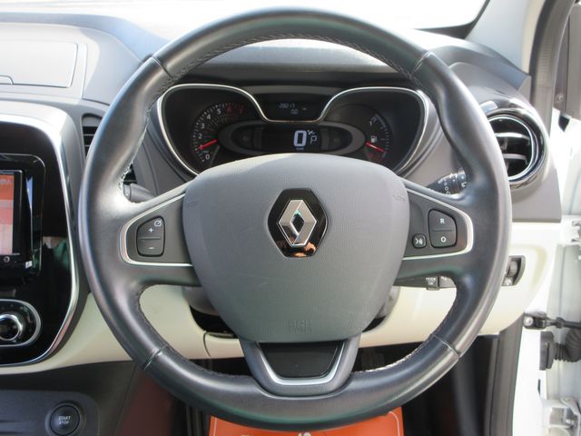 RENAULT RENAULT CAPTUR 2019