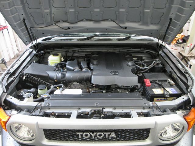 TOYOTA FJ CRUISER 4WD 2014