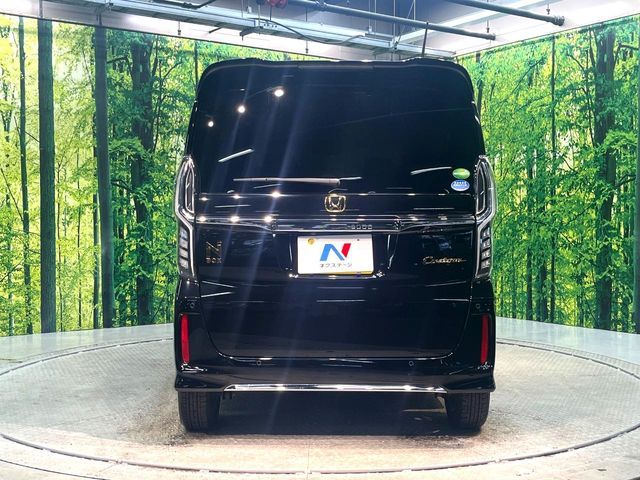 HONDA N BOX CUSTOM 2021