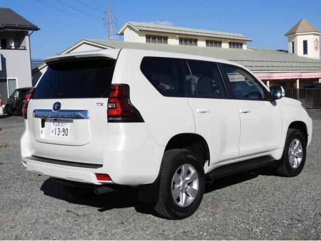 TOYOTA LANDCRUISER PRADO 2023