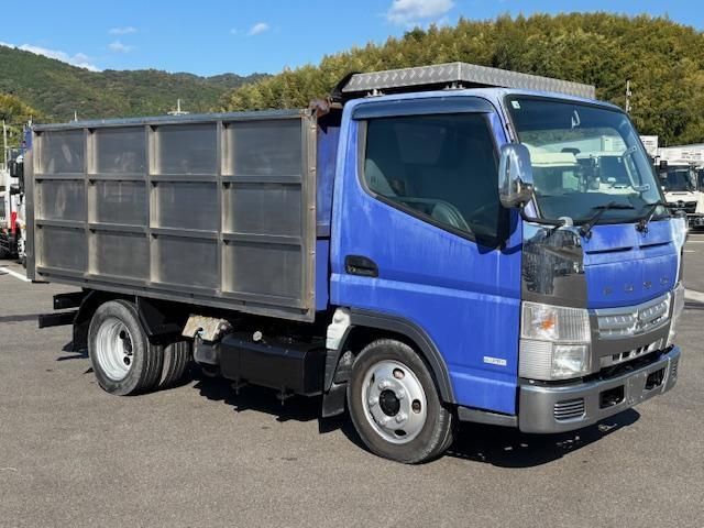 MITSUBISHI CANTER 2015