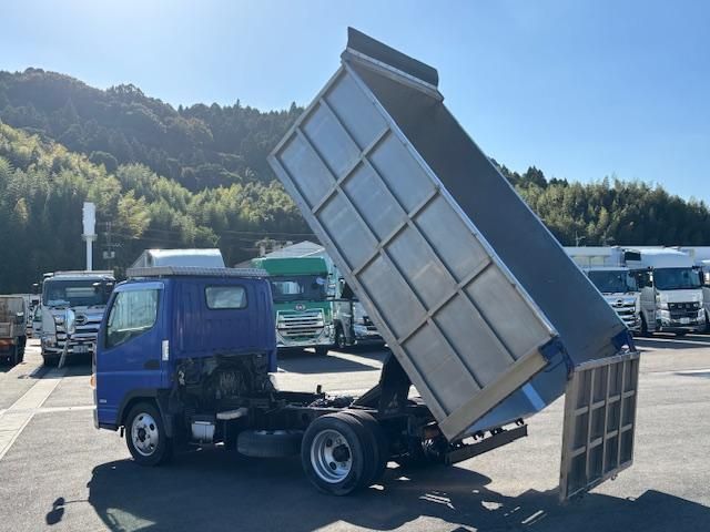 MITSUBISHI CANTER 2015