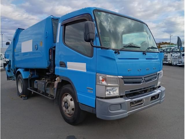 MITSUBISHI CANTER 2012