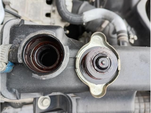 MITSUBISHI CANTER 2012