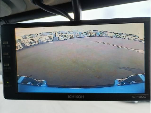 MITSUBISHI CANTER 2012