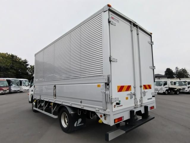 MITSUBISHI CANTER 2019