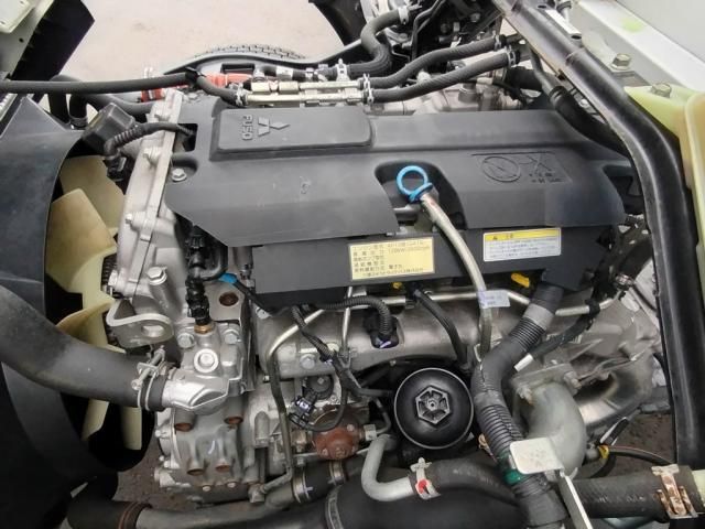 MITSUBISHI CANTER 2019