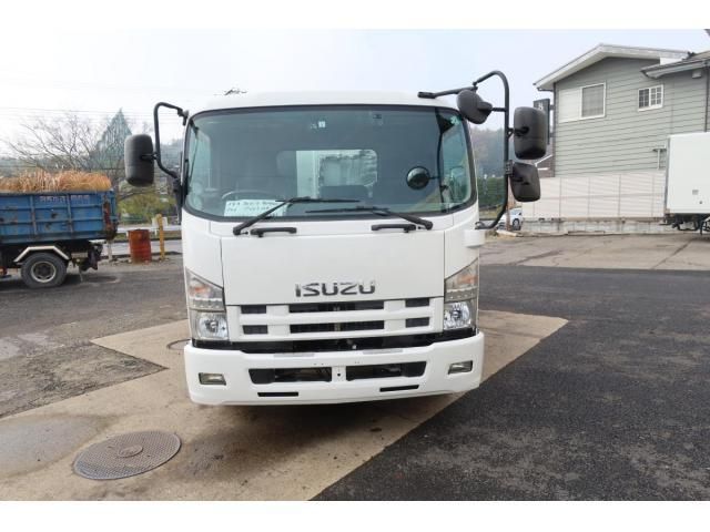 ISUZU FORWARD 2012