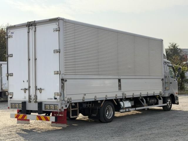 MITSUBISHI FUSOU FIGHTER 2015