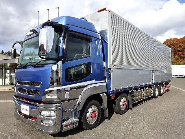 MITSUBISHI FUSOU SUPER GREAT 2015