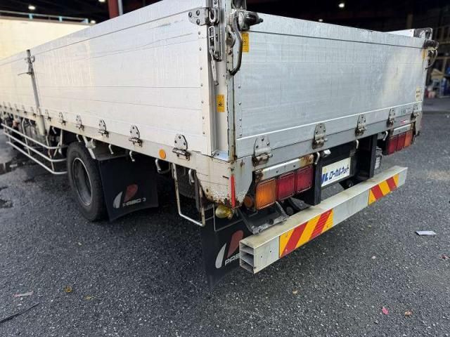 MITSUBISHI FUSOU FIGHTER 2014