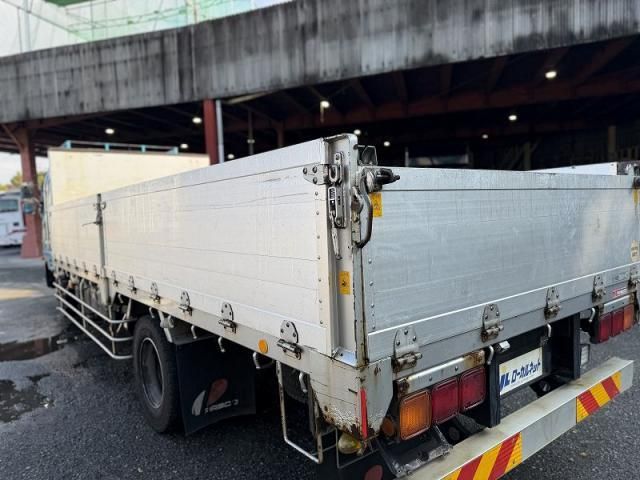 MITSUBISHI FUSOU FIGHTER 2014