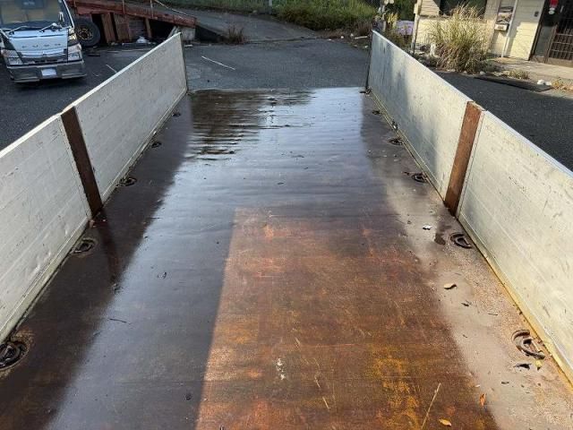 MITSUBISHI FUSOU FIGHTER 2014