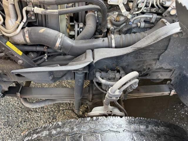 MITSUBISHI FUSOU FIGHTER 2014